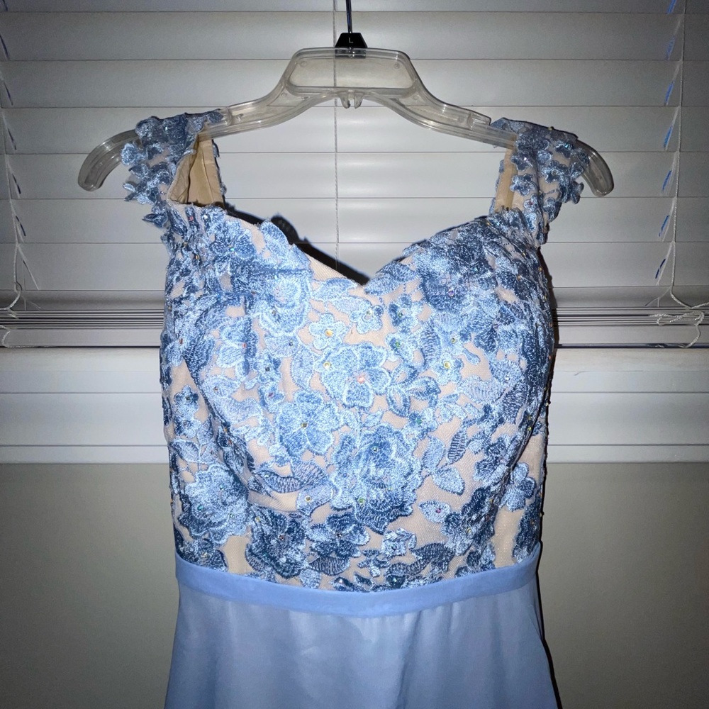 JJs House Blue A-line Prom Dress with Sweetheart Neckline and Flutter Sleeves